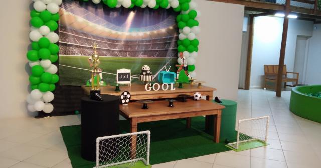 Buffet Mini Golf Eco festa de menino em São José dos Campos (Foto: Aline Oliveira)