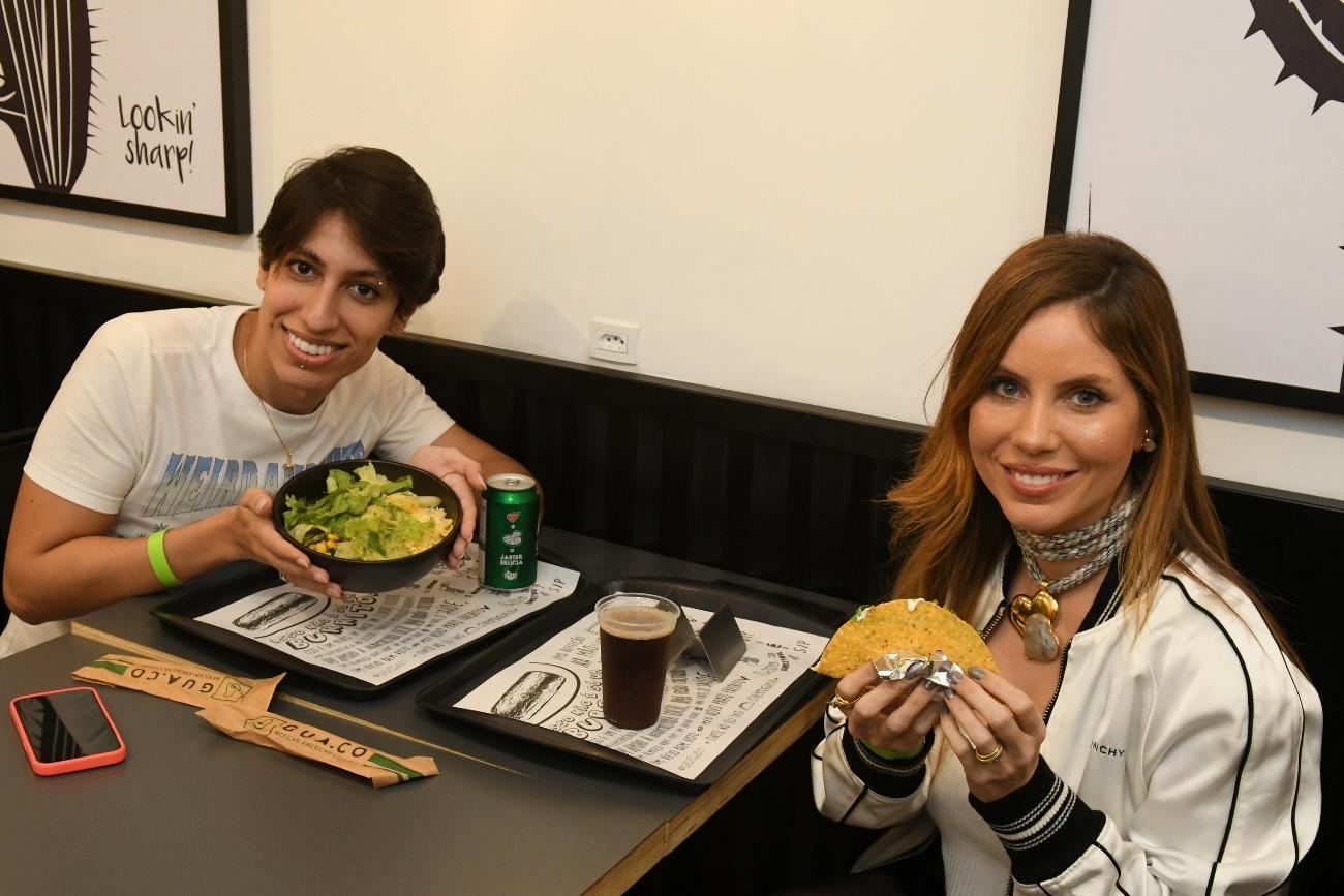Restaurante de comida mexicana, o Gua.co de São José, recebendo influencers