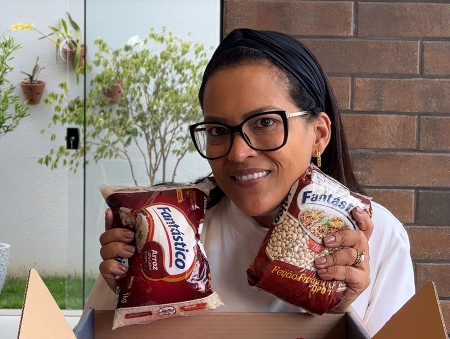 A chef Alessandra Bittencourt utiliza produtos da Fantástico Alimentos para produzir ceia de Natal