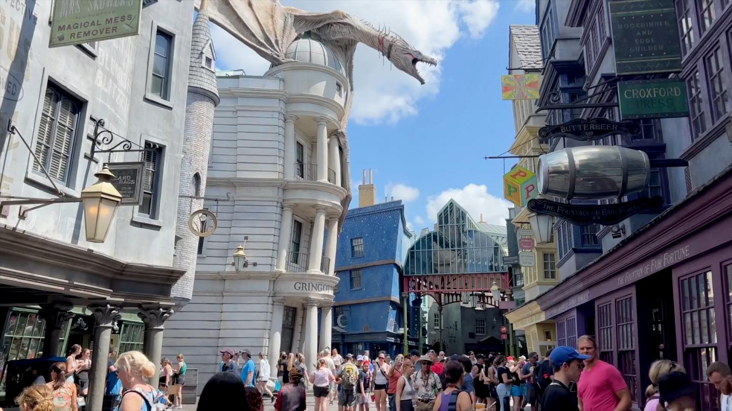 Mundo Harry Potter na Universal em Orlando (Foto: Reprodução/ YouTube)