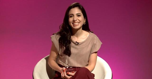 Fotos da jornalista Cinthia Toledo do Bom Dia SP da Globo (Foto: Reprodução/ YouTube)