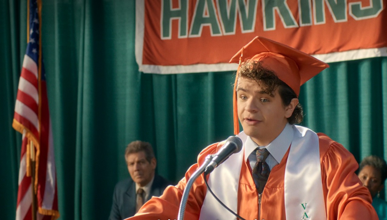 Ele foi o orador da turma no último episódio da Temporada 5 de Stranger Things na Netflix. Deixou uma mensagem inspiradora