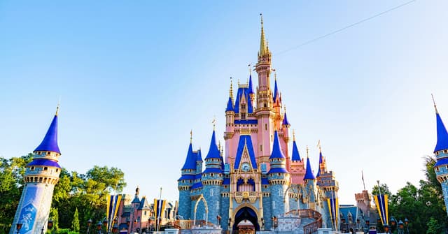 Foto do Magic Kingdom o parque do castelo da Cinderela em Orlando nos EUA (Foto: Walt Disney/ Divulgação)