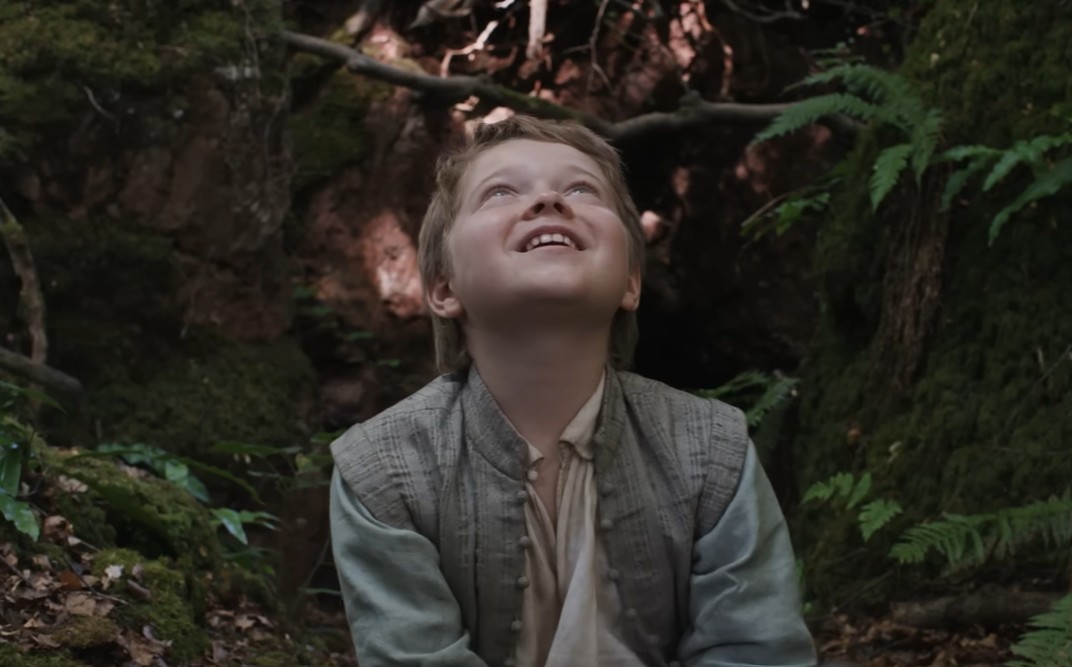 Jacobi Jupe a criança do filme Hamnet