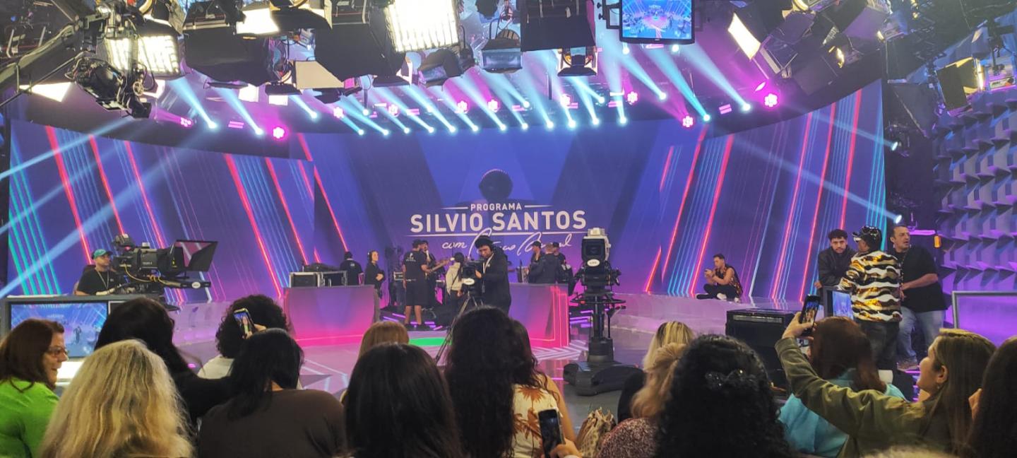 Caravana em visita ao SBT com Patricia Abravanel