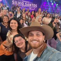Caravana em visita ao SBT com Patricia Abravanel