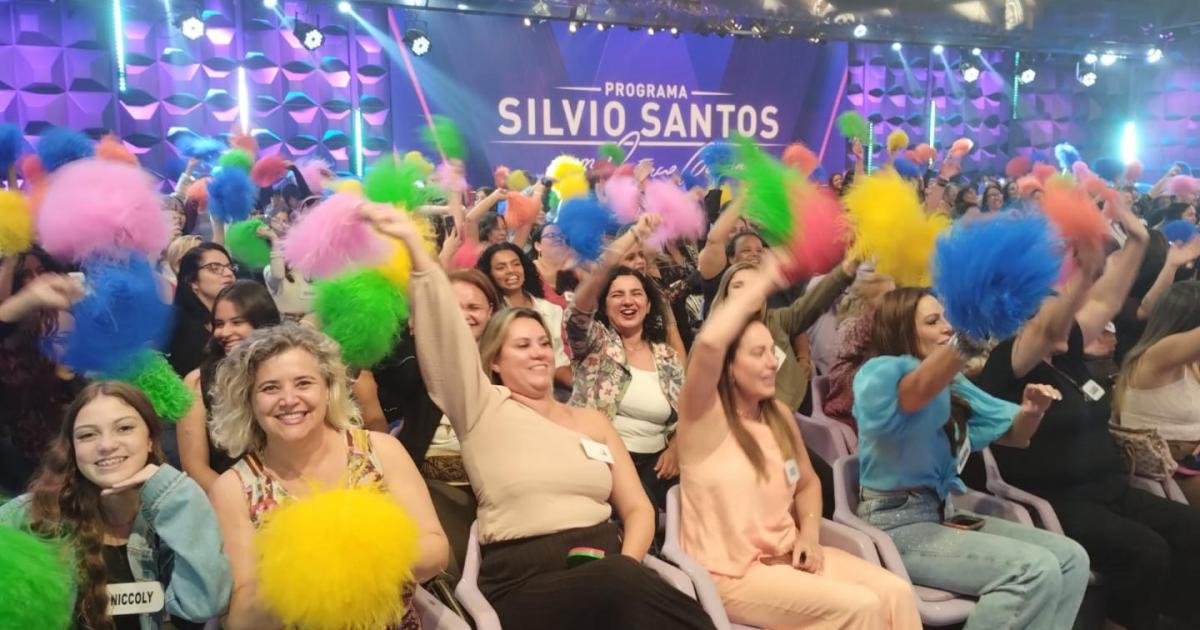 Caravana em visita ao SBT com Patricia Abravanel