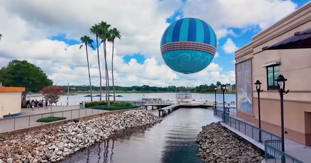 Disney Springs em Orlando nos EUA (Foto: Reprodução / Youtube)