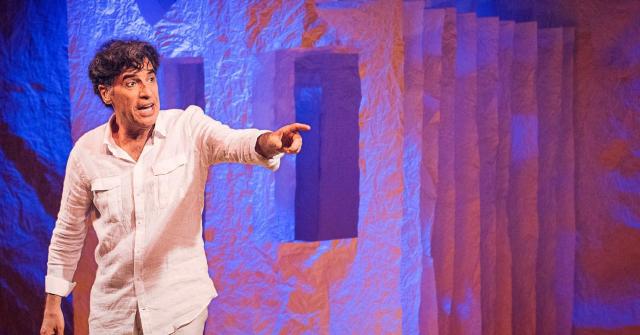 Paulo Betti no teatro em Jacareí