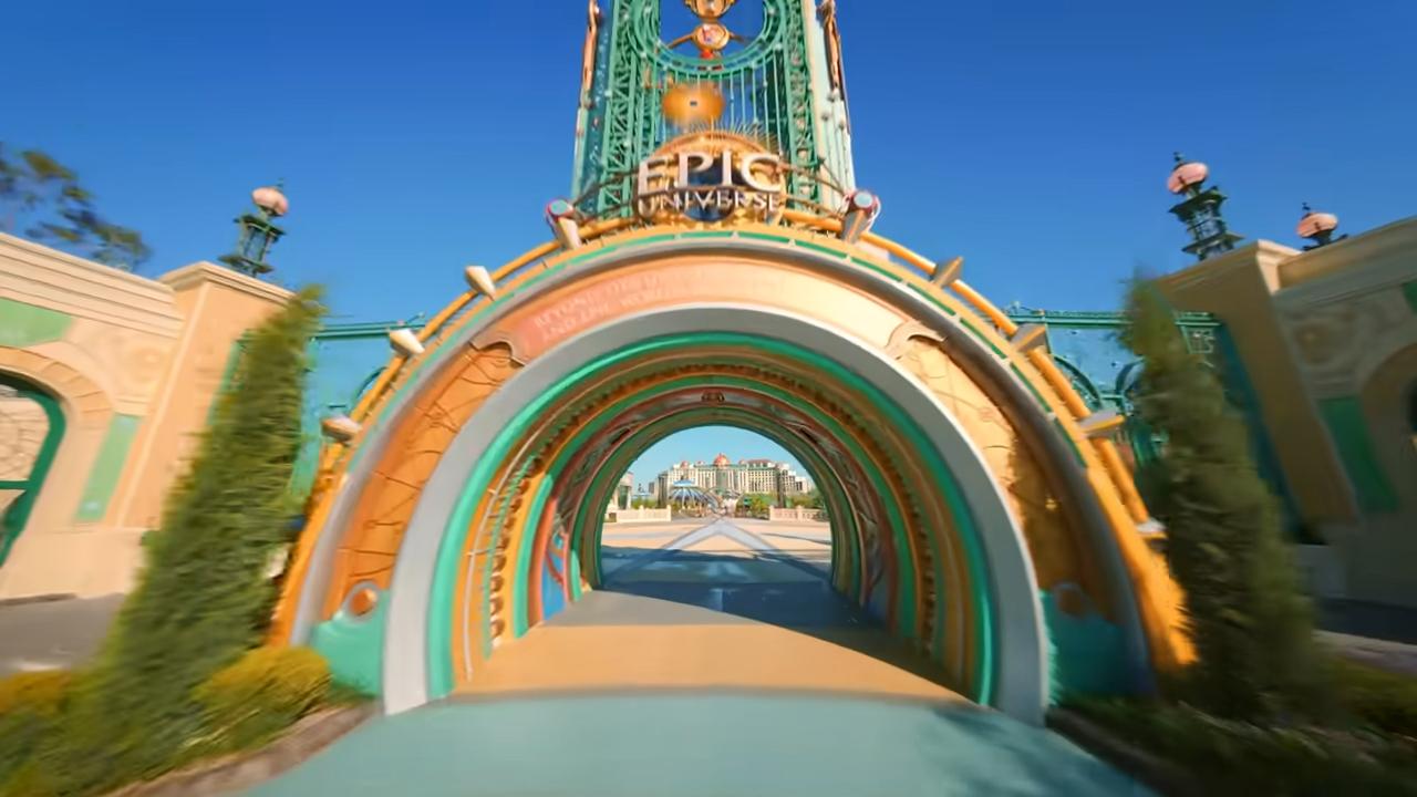 Frases espalhadas pelo parque funcionam como convites para que os visitantes em Orlando nos EUA; saiba qual é qual