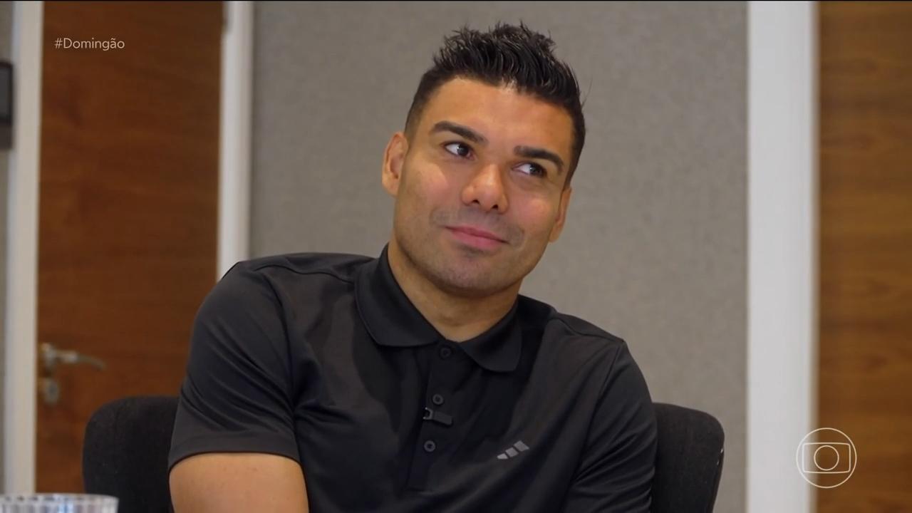 Família do jogador Casemiro, do Brasil, em São José dos Campos (Foto: Reprodução/ Globoplay)