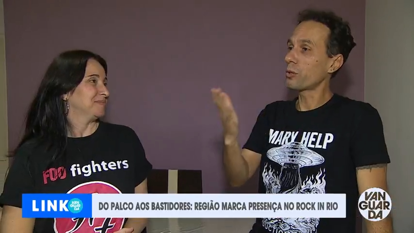 Casal fã do Foo Fighters em São José dos Campos
