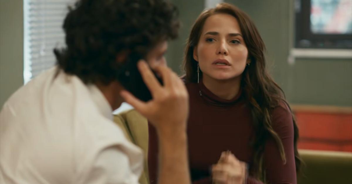 Cena da novela Quem Ama Cuida com Leticia Colin