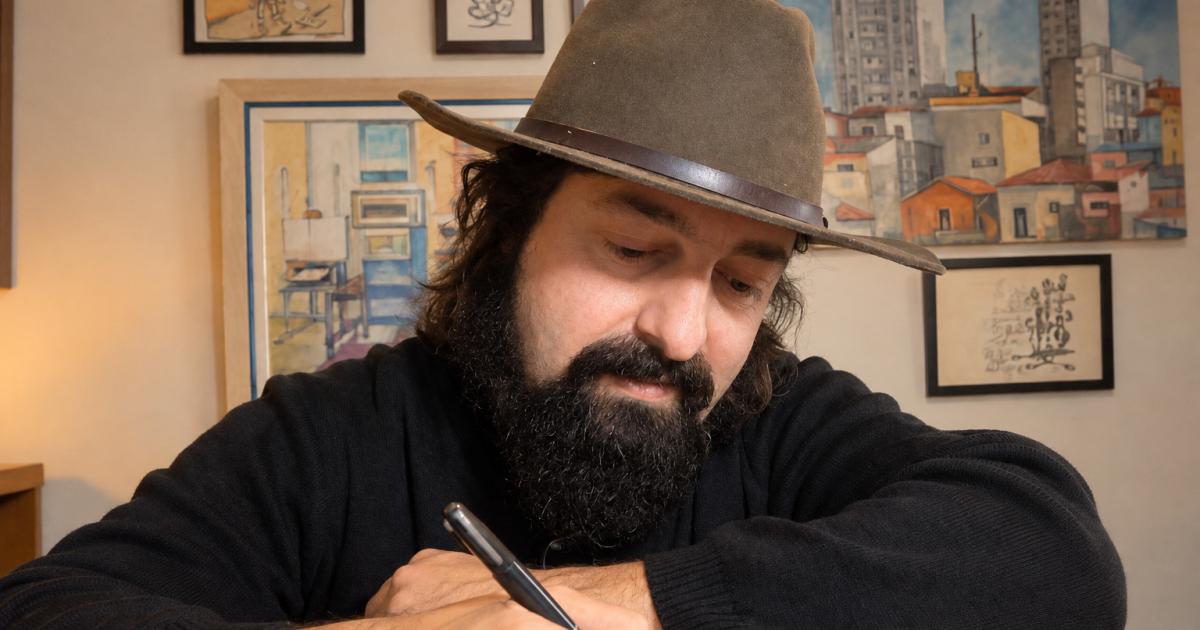 Quem é o escritor Percio Lima, autor de Abril Alienado