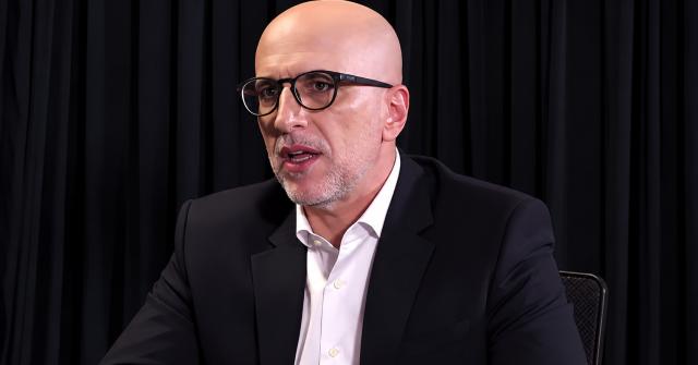 Entrevista com Antonio Tabet sobre Eleições (Foto: Reprodução / Youtube)